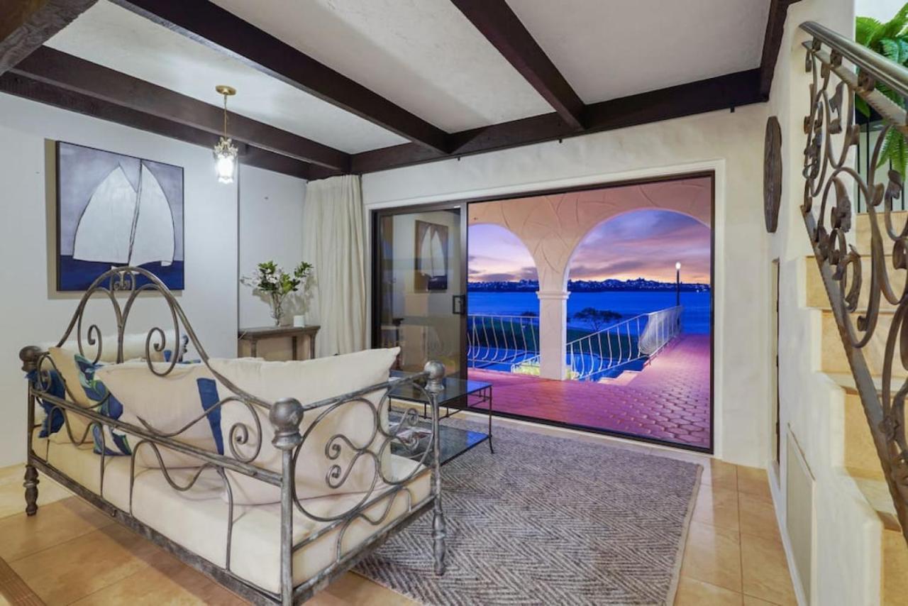 Magnificent Beachfront Mansion - Pool - Fireplace Окленд Экстерьер фото